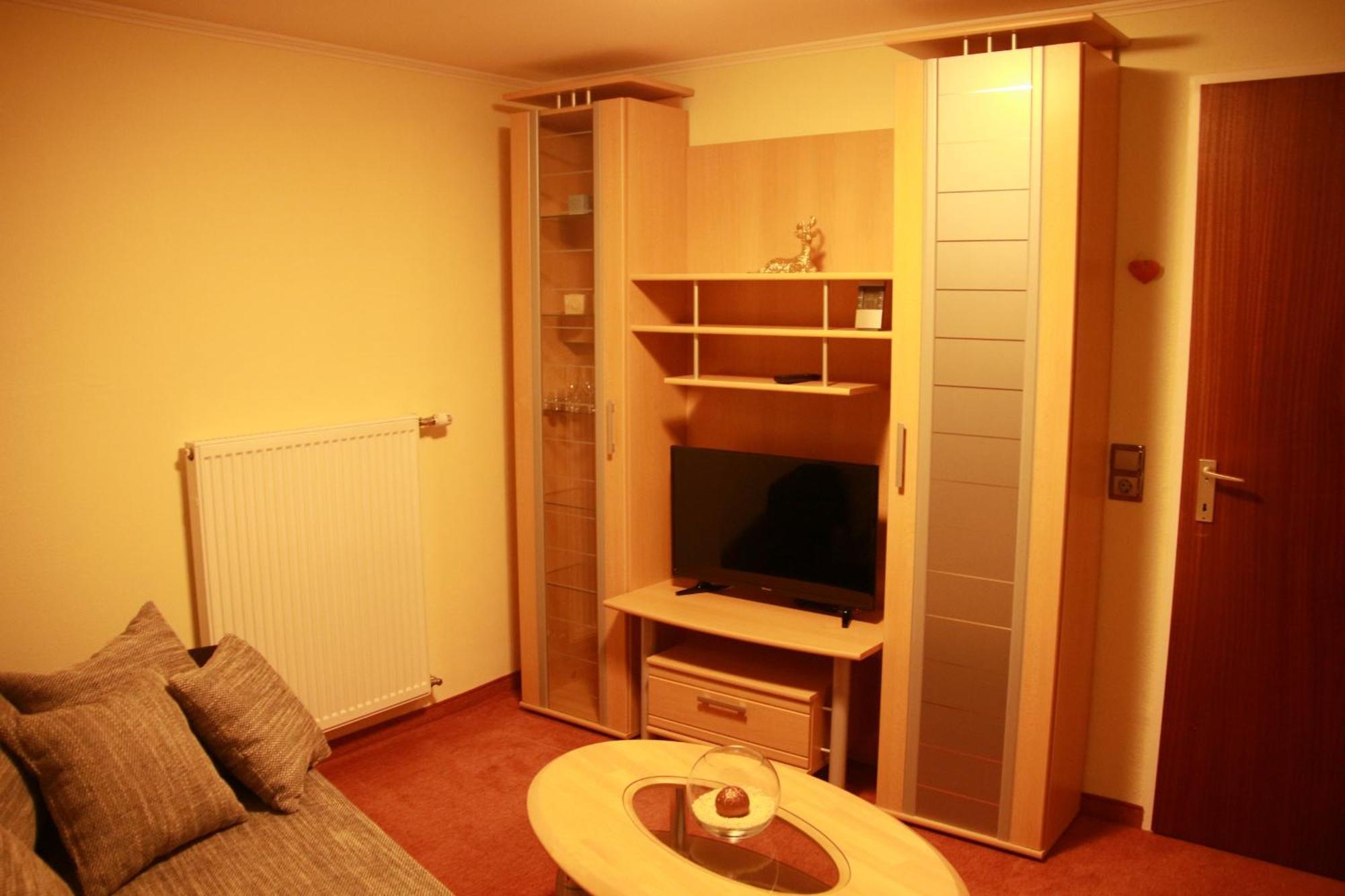 Hotel Haus Kartoner Schladming Zimmer foto