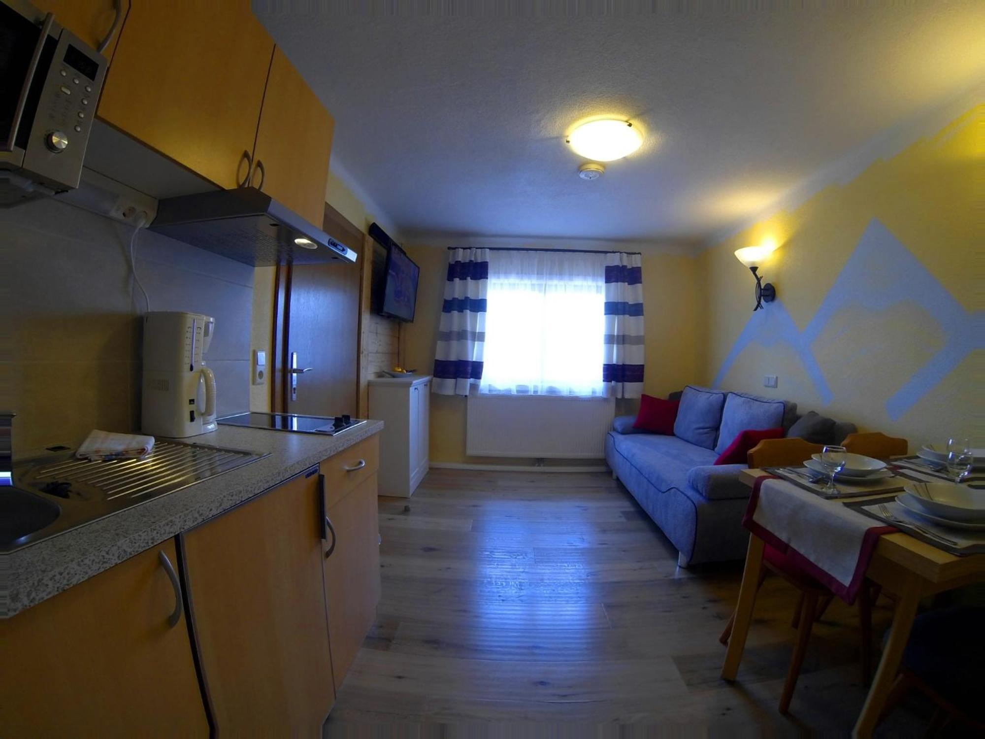 Hotel Haus Kartoner Schladming Zimmer foto