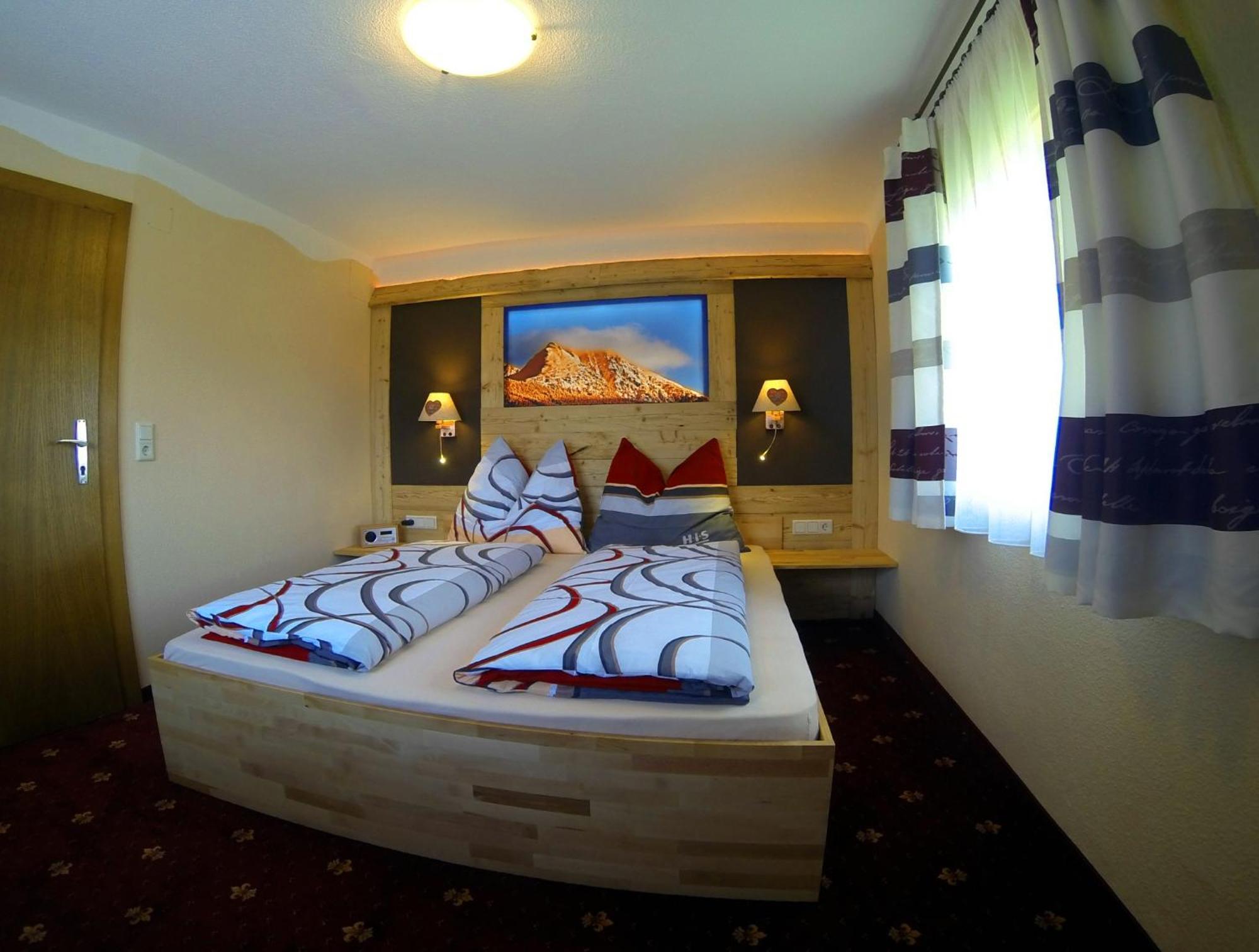 Hotel Haus Kartoner Schladming Zimmer foto